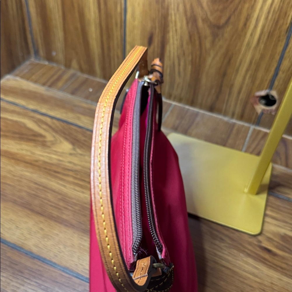 Dooney & Bourke Red Women's Bag - Picture 5 of 8